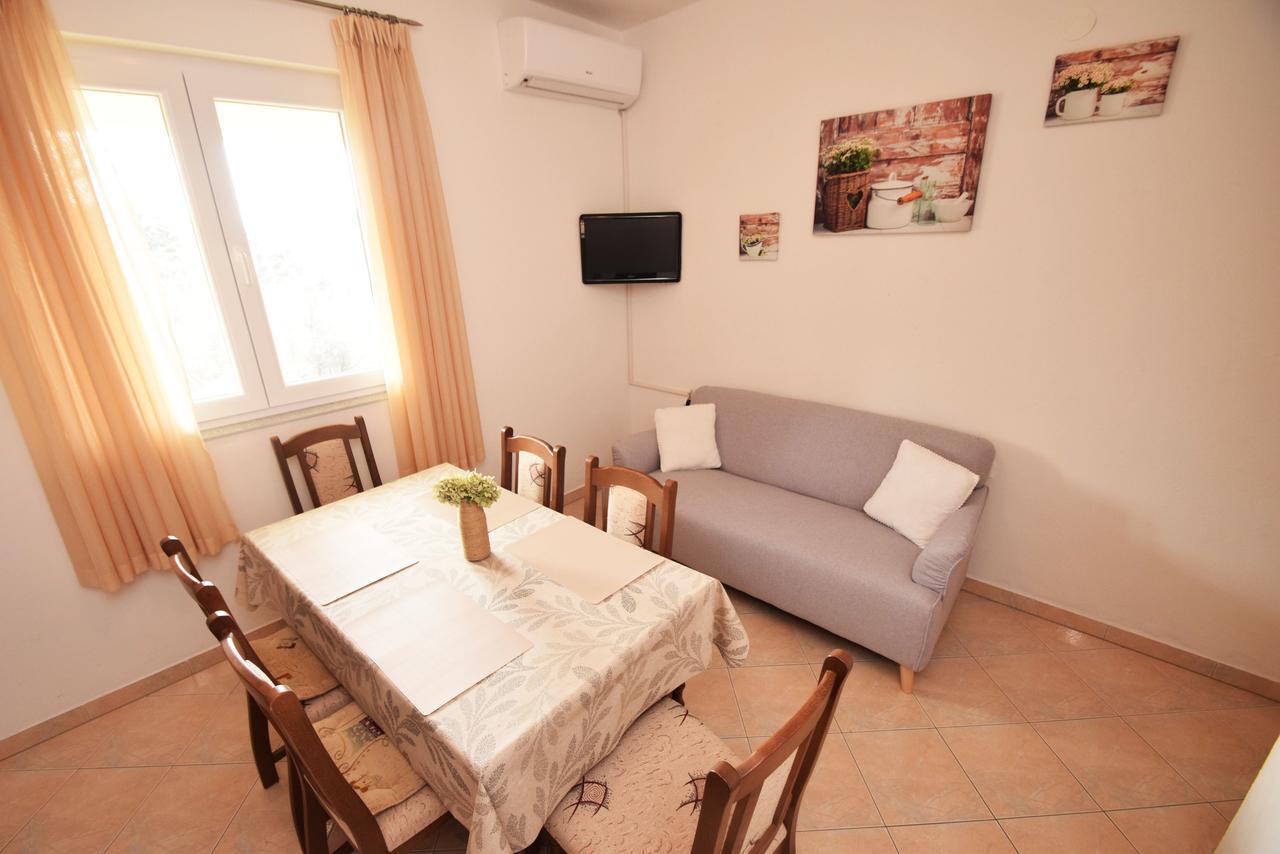 Apartment Duda Starigrad Paklenica